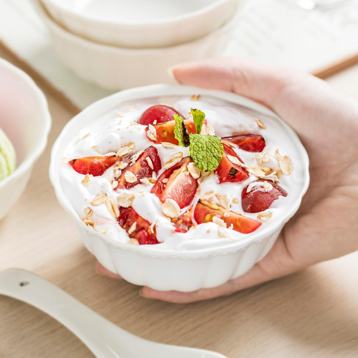 White Ceramic Soup Bowls Set of 4 V4254