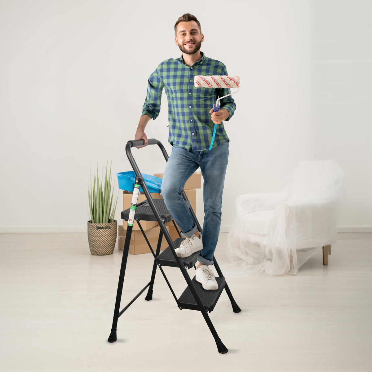 3 Step Folding Steel Ladder with Handrail S311907