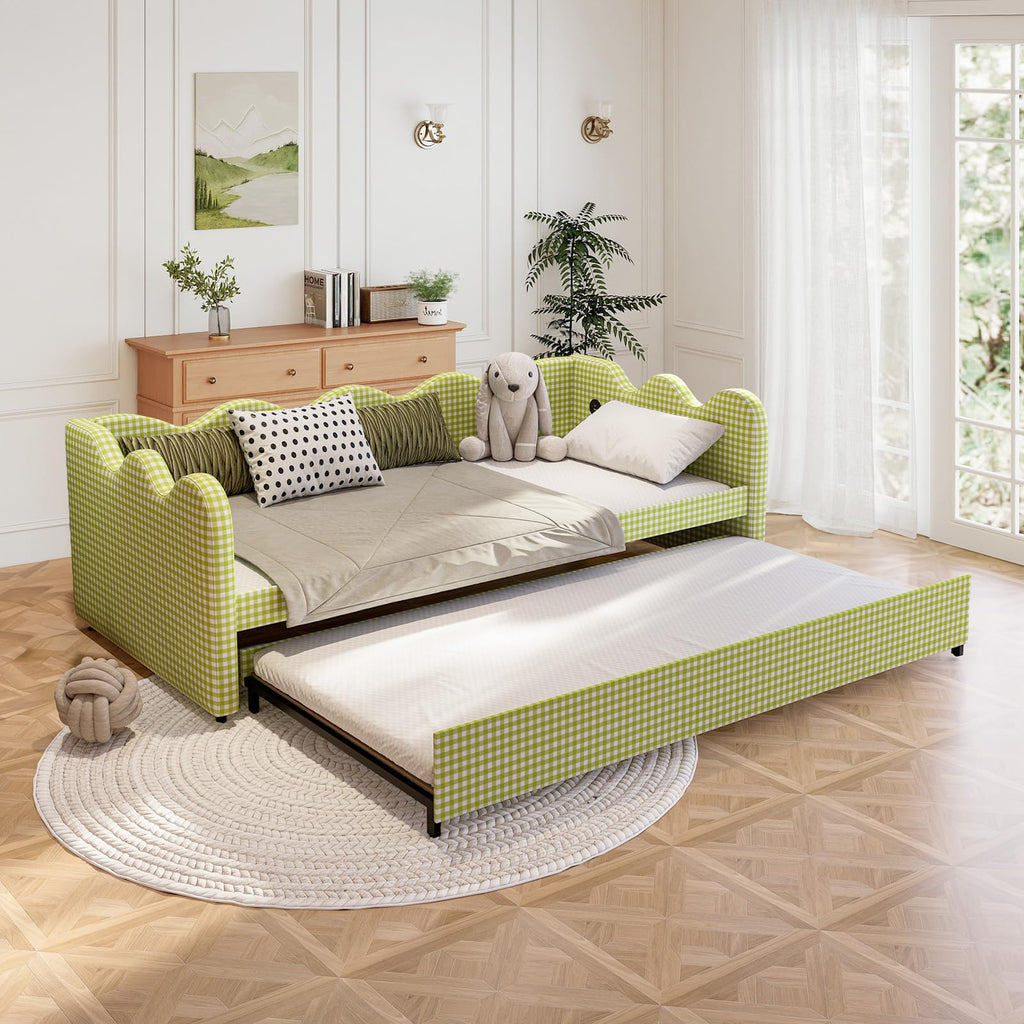 Twin Size Upholstered Daybed with Pop Up Trundle U19069