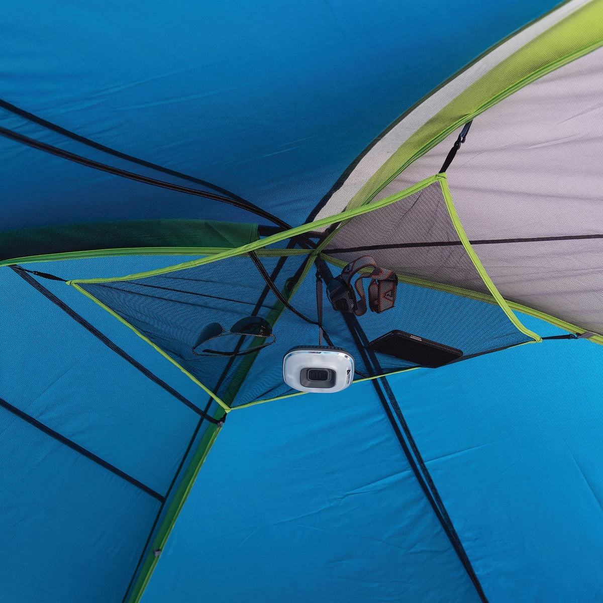 10-Person Camping Dome Tent with Screen Porch R490952